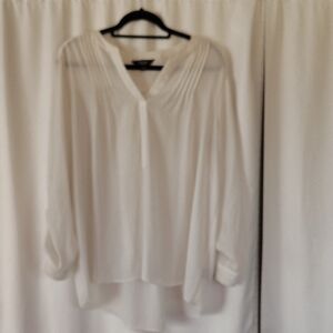 Simply Vera Vera Wang Cream Blouse